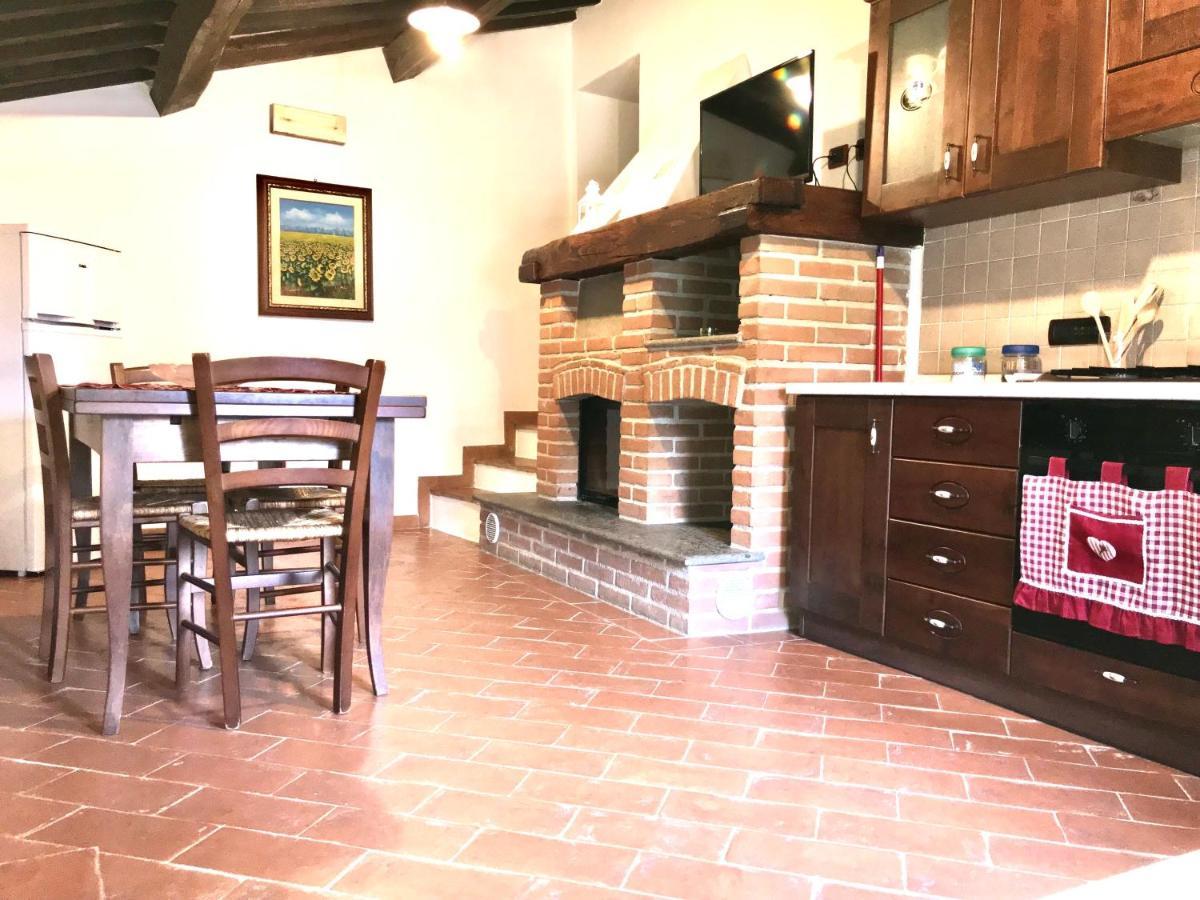 Agriturismo Podere Casano Radicofani Exterior photo